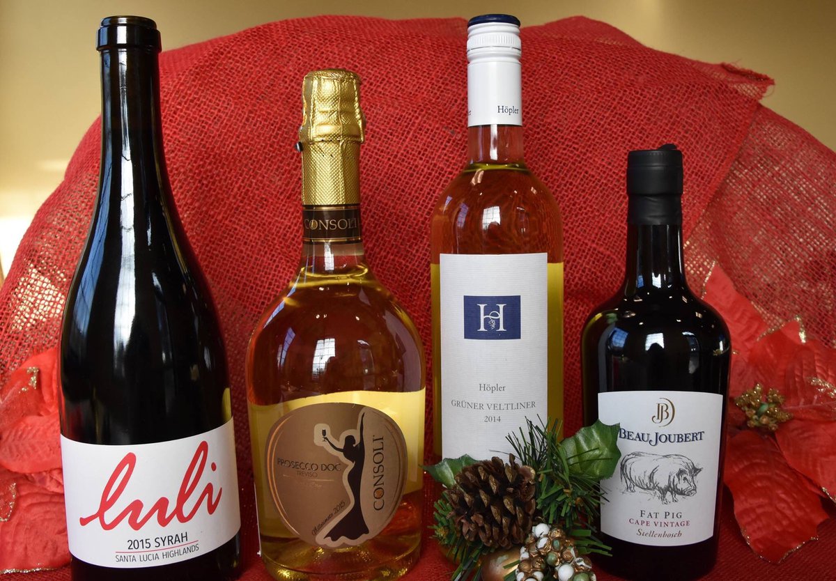 DoorCheeseCo's tweet photo. You've got the turkey, the stuffing and the cranberries all ready for Thursday but you are not sure what wine to serve with your Thanksgiving feast. @DoorCheeseCo has your wine needs covered AND we are open on Wednesday so you can get your

Here's to a happy Thanksgiving 🥂 https://t.co/B6WghiLY1U