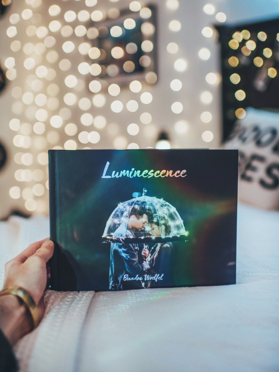 Giving away some signed copies of my photo book!!! To enter just RT this tweet &amp; DM me your address📘✨