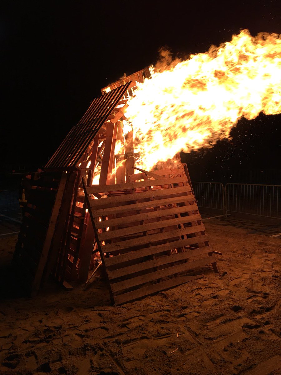 needhamfire's tweet photo. First #NeedhamHigh bonfire and Pep Rally was a great success. @NHSRockets @NeedhamDPW @NeedhamPolice https://t.co/qd8Q7aJrdL