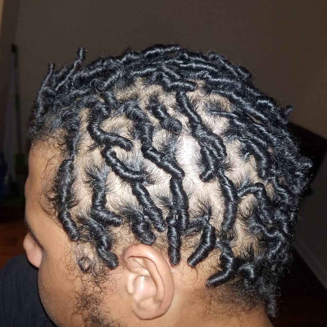 Smok3KingS's tweet photo. 4 months in ain't no slowing up!
#CrownMeKing 💪🏽😎
Help me reach #10kfollowers
#Blessed #PutGodFirst #StarterLocks #dreadstagram #DreadStyle #dreads4life #locks #dreadlocks #naturalhair #dreadjourney #naturalhairjourney #naturalhairdaily #instafollow #instafollowers #hair https://t.co/FZjti09gcC