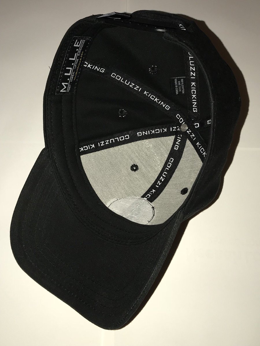 roncoluzzi16's tweet photo. What’s up Hawkeye Nation?!? Checkout my website for some Coluzzi Kicking Swag before they’re sold out! 👉https://t.co/uPolwKXy9d👈 #BombSquad #CKSwag #MuleNation @trainlikeamule https://t.co/5rIfe1GxN2