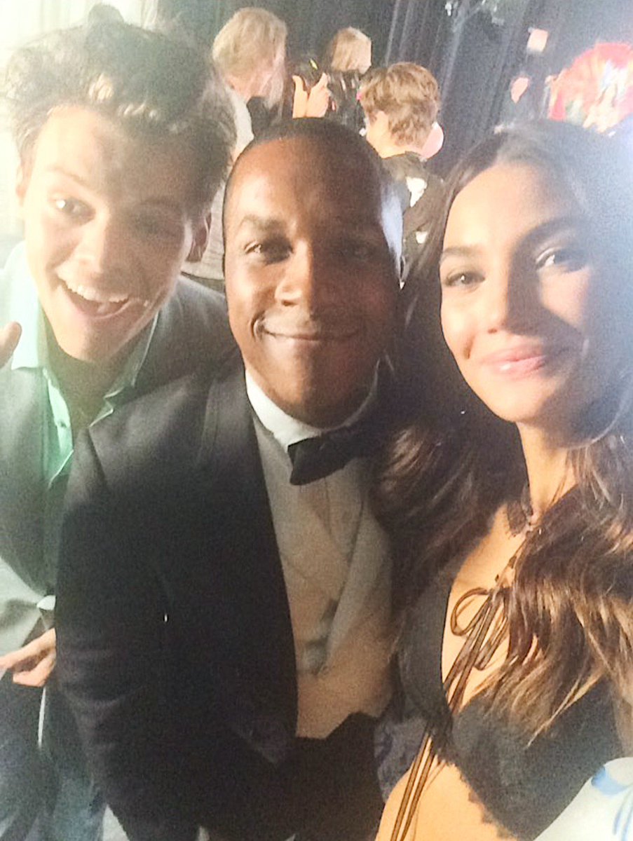 #VSFashionShow with the best <a href="/Harry_Styles/">Harry Styles.</a> @lilyaldridge