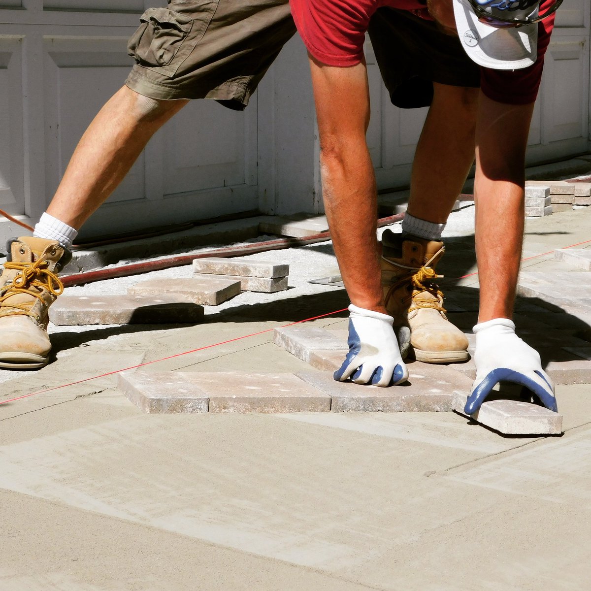 Techniseal's tweet photo. With #DriBond, ๐ซ concrete removal, ๐ซ mixing, ๐ซ trouble whatsoever. Simply spread this dry mudset over preexisting #concrete surfaces and start laying #pavers in no time! Learn more at https://t.co/AdelyKZpCV https://t.co/0ev6NUCQne
