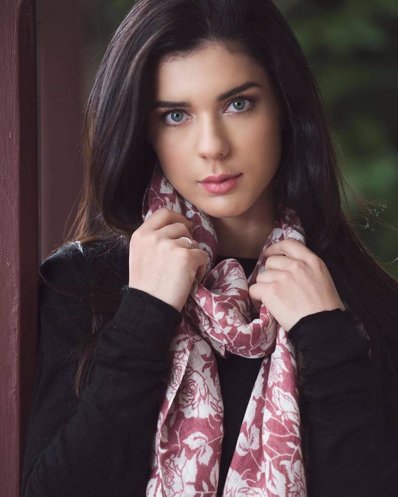 NineYaks's tweet photo. Hope you are enjoying the warm week, Melbourne!! SUMMER scarves for unique people ;) get 10% off on all Nine Yaks goodies and woolen goodies from many other brands like @loreloreknitwear  on 1st of Dec @pookipoiga while sipping sangria and making a diffe… https://t.co/LAAUrjUWVI https://t.co/4qU0cqqUzD