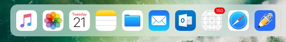 Las3Lunas's tweet photo. Lovin the new #Gmail #app for #iPadPro. No #logo ,no split screen, no multitasking. @gmail are you intentionally punishing #ios users who need gmail? @Outlook app is even a better app! https://t.co/va8WviOBnp
