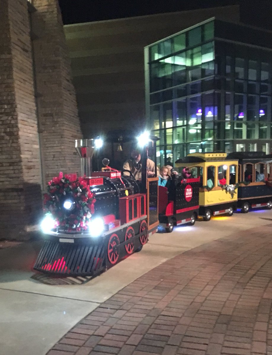 USISAA's tweet photo. Welcome to the Polar Express! #LITatLAT https://t.co/GoLpmbeF99