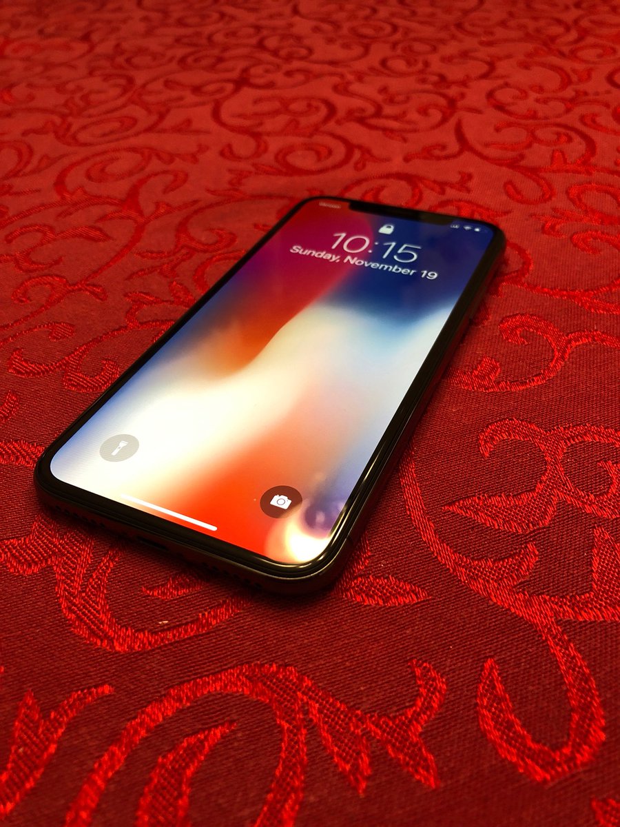 mgrayson71's tweet photo. Thank you to @Apple and @tim_cook for allowing me to experience the future! This is the best iPhone ever made! #iPhoneX https://t.co/ljlfMqOMGS