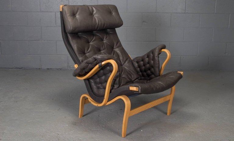 mod20gallery's tweet photo. You’ll love how this baby handles the curves. #Pernilla #BrunoMathsson #loungechair #mod20warehouse #SwedishFurniture #Dux #Hygge #midcenturymodern #mcm #Scandinavian #midcentury #60s #북유럽가구 #오리지널 #빈티지가구 #스칸디나비안 #인테리어 #덴마크가구 #60년대가구 #빈티지 https://t.co/sBbqUPK4BR