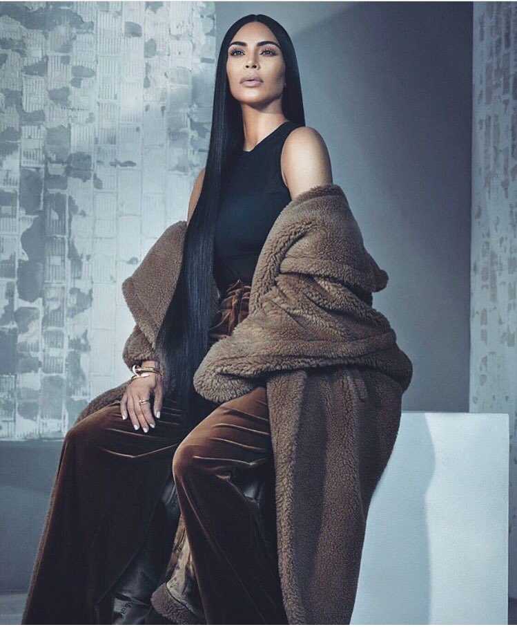 SavvyColorSalon's tweet photo. SITTING PRETTY 

#SavvyColorSalon #Regram  #Glam #KimK #Kardashian #SavvyHair #HauteHair #Sleek https://t.co/jCkeQi1leg