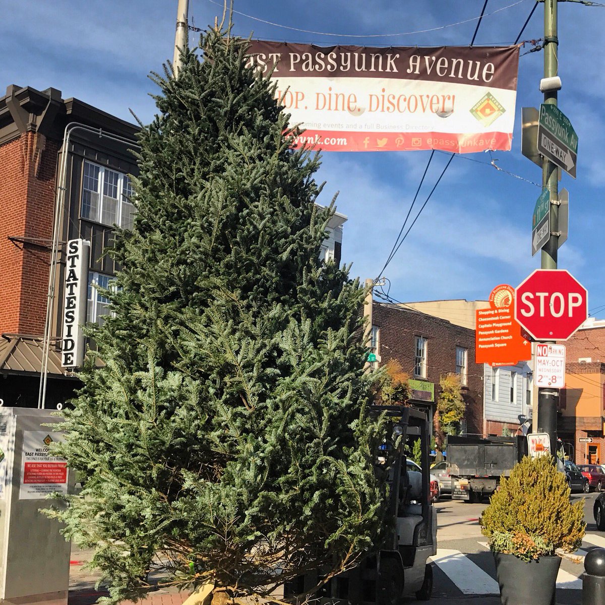 EPassyunkAve's tweet photo. Look what arrived today! By popular demand a brand new live Christmas Tree at the Singing Fountain this year - we will light up this beautiful 17 ft Frasier Fir w @passyarc on Nov 30th 5-7pm #decktheave https://t.co/O5tB5IluOB