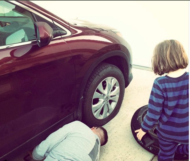 If you’ve read my blog for the past month or so, you know I have this irrational fear of something happening with our car tires while Sam is gone.
But thanks to <a href="/Bridgestone/">Bridgestone</a> &amp; <a href="/FirestoneAuto/">Firestone Complete Auto Care</a> --- dianawrote.com/2017/11/flats-…