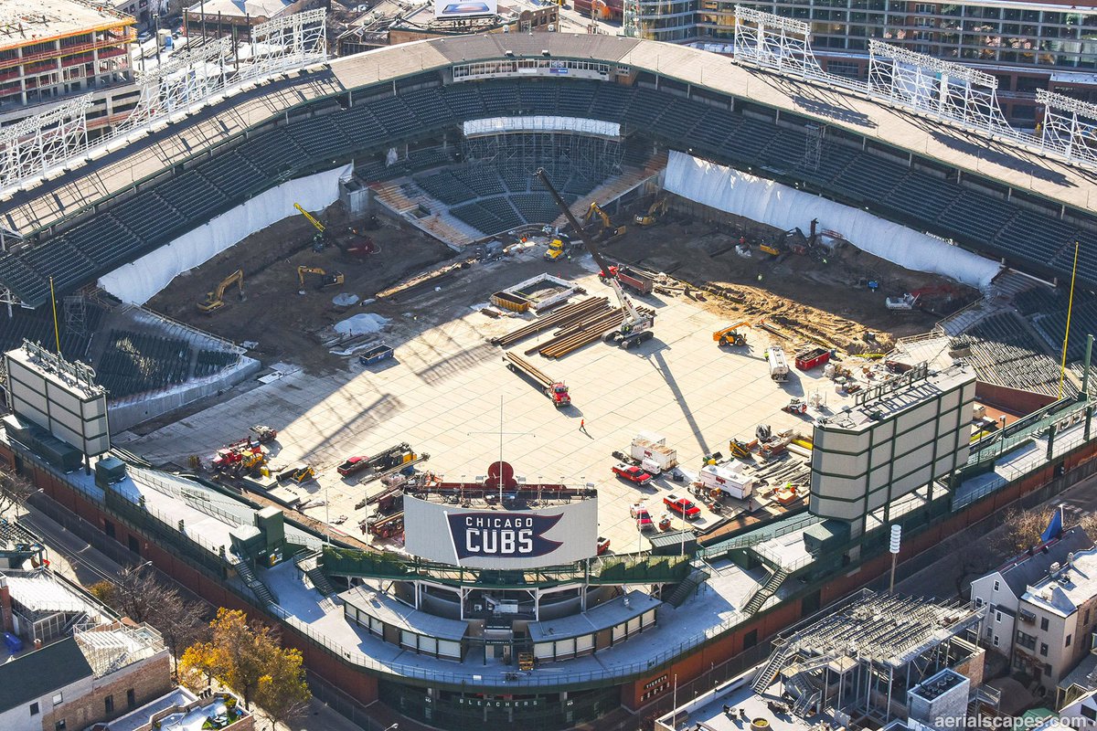 WrigleyAerials's tweet photo. Whoa Wrigley!!! https://t.co/sgrP0czY6g