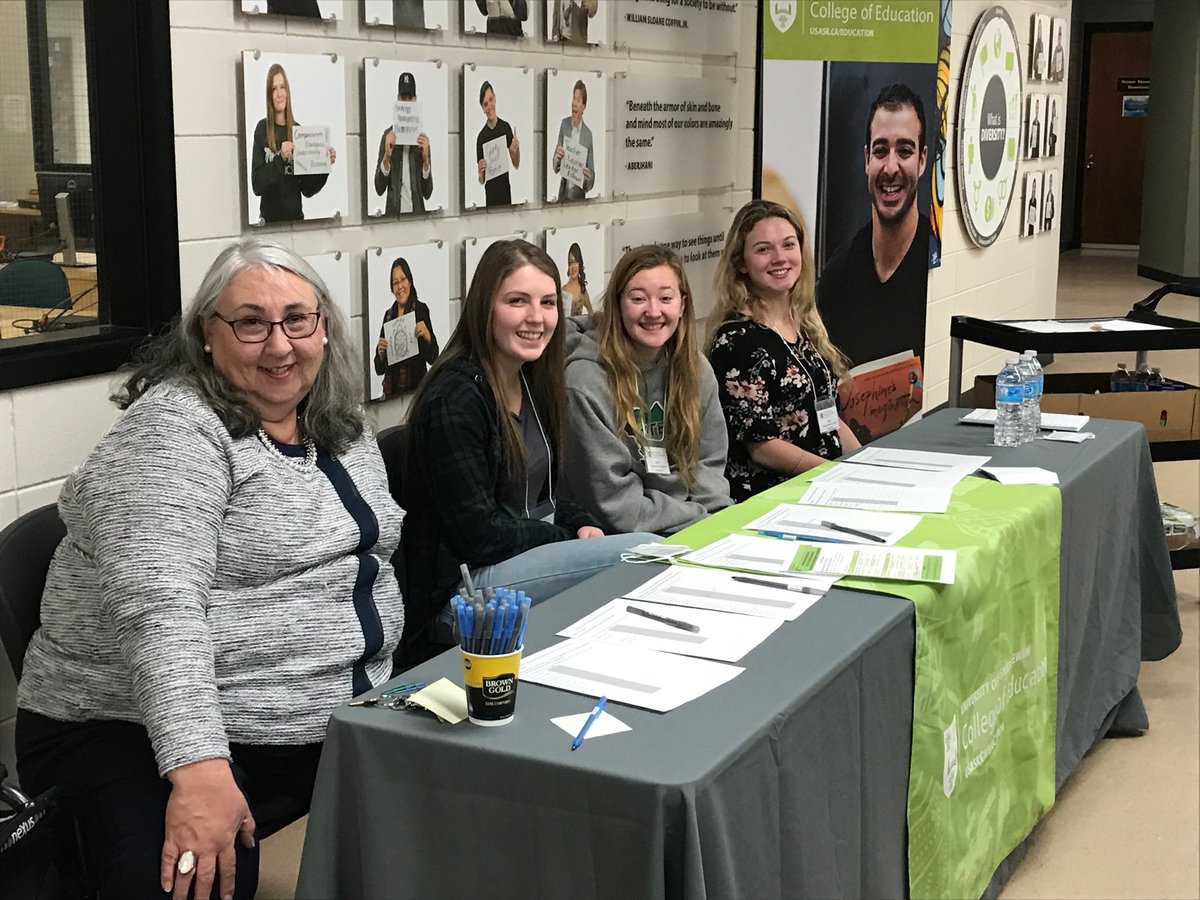 wallind's tweet photo. Art of teaching mini conference for learning communities!  Great collaborations with ed partners provide awesome learning opportunities! https://t.co/Z9QiUQlxjo