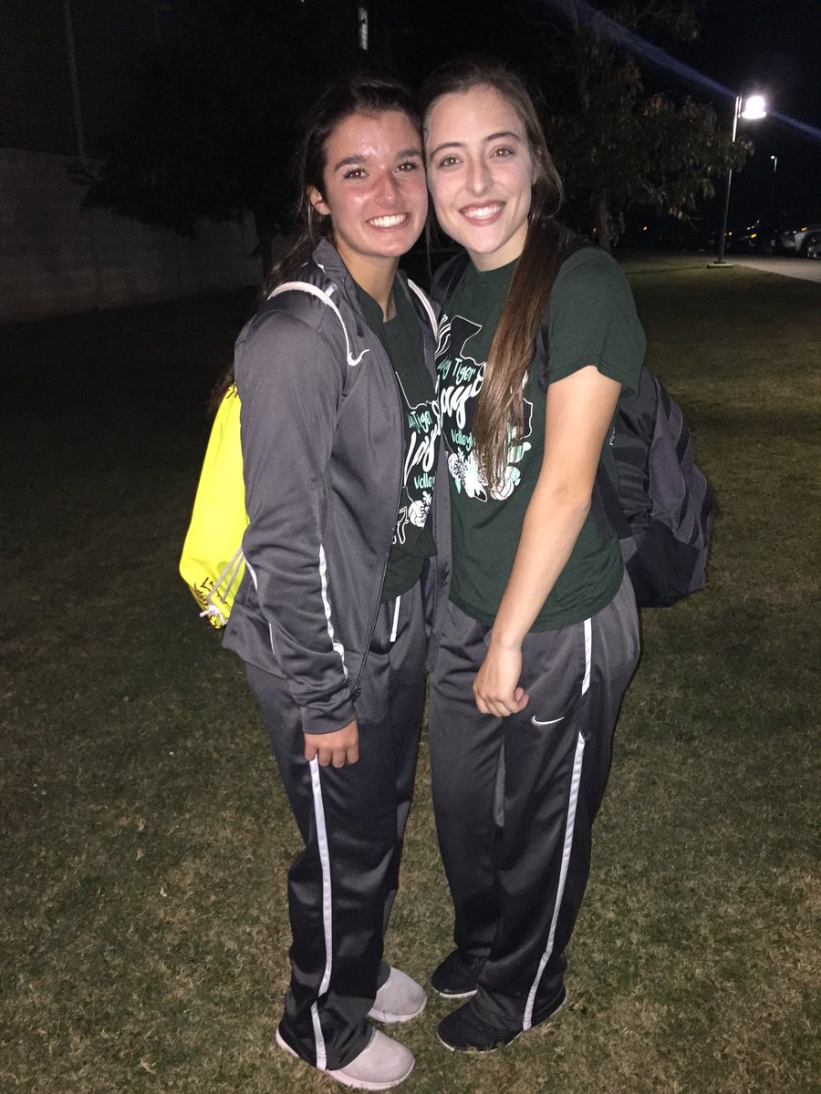 MorganMarlaina's tweet photo. Happy birthday to this awesome girl!! Thanks for being my setter partner this year, I hope you have a fabulous day!!❤️❤️ https://t.co/mylOpThxqL