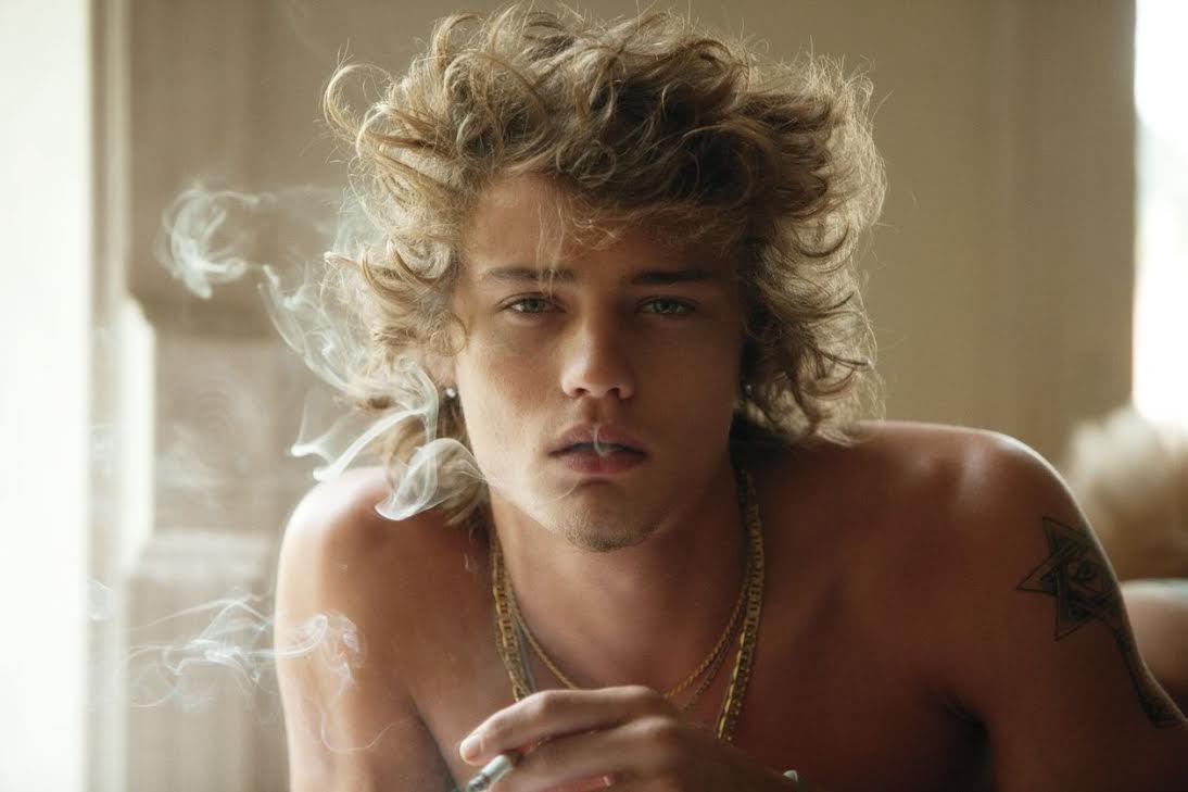 Valley of The Dolls by David Armstrong, UTP issue Nº3 #DavidArmstrong #JustinBarnhill #utpmag #bedstuy Full series: go.utpmag.com/valleydolls