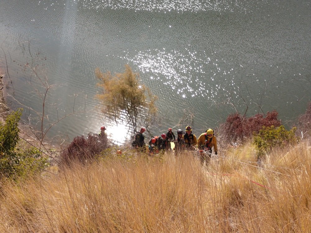 SDMLASD's tweet photo. Great day Sunday watching our San Dimas Mountain Rescue Team training: very realistic mass-casualty event, working with @LACo_FD firefighters.
https://t.co/Y6Tud52HDa
#onebadgeunlimitedpossibilities
#sangabrielmountains
#SAR #SDMRT #mountainrescue
@LASDHQ https://t.co/dXqO82bz9Z