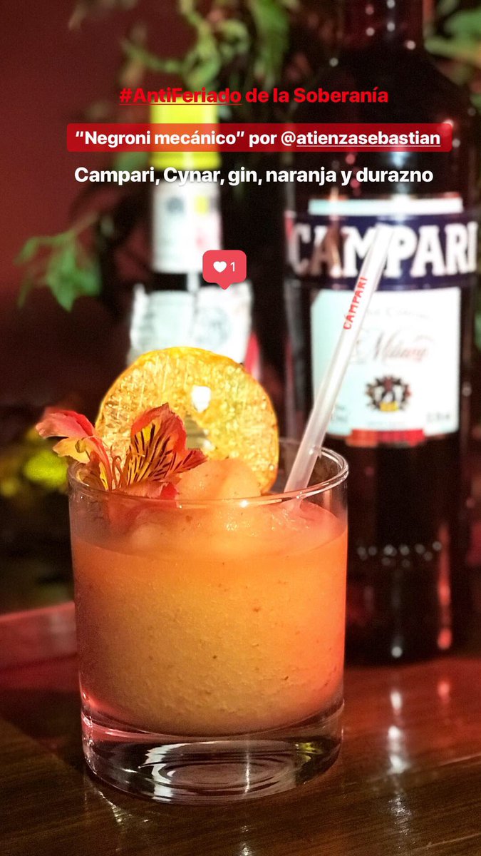 guzmangime's tweet photo. Fan de @sebasatienza en #AntiFeriado de la Soberanía ❤️ #EsUnCocktail @campariarg https://t.co/OwWZHxPq44