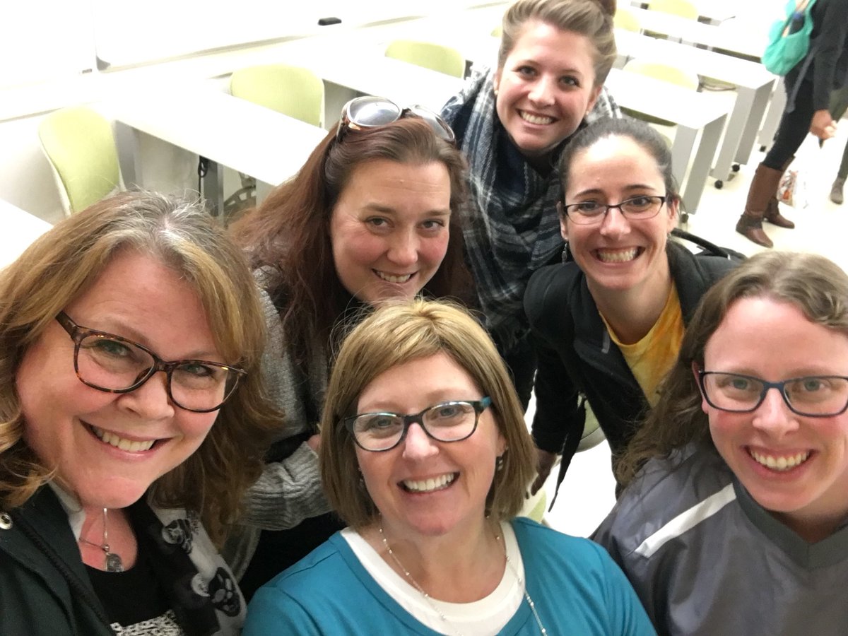 Ms_Strickland_'s tweet photo. Talking to @UNCGMiddleGrade students that @GMSCF1 teaches! #PreparingFutureTeachers #ELA #Math #ESL #SocialStudies #SharpenTheSaw @mcclanahan_jill @TigersWGMS https://t.co/2hSf4zA2pH