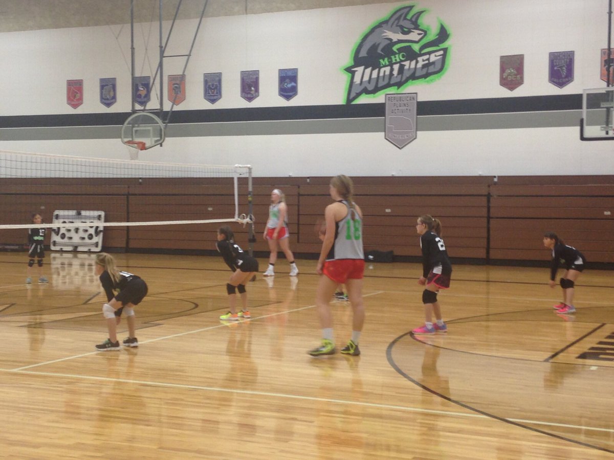 MaywoodSchool's tweet image. Some elementary vb to finish off a fun season! #mhcwolves #youthvb