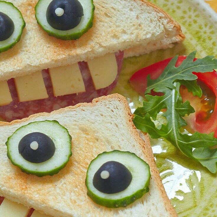 Acurrucaditos_'s tweet photo. Sabemos que la alimentación  es importante  para el desarrollo  de nuestros acurrucados🍖🍳🍗😆 🍬🍫 por eso la hacemos divertida.  #Acurrucaditos  #Alimentacion  #Nutrición 😙😍 #acurrucados #bebés #babys #niños #ternura #alegria #amor #amistad #cariño #Acurrucaditos 🍬🍉🍗🍲🍽 https://t.co/lPeRrM25K9