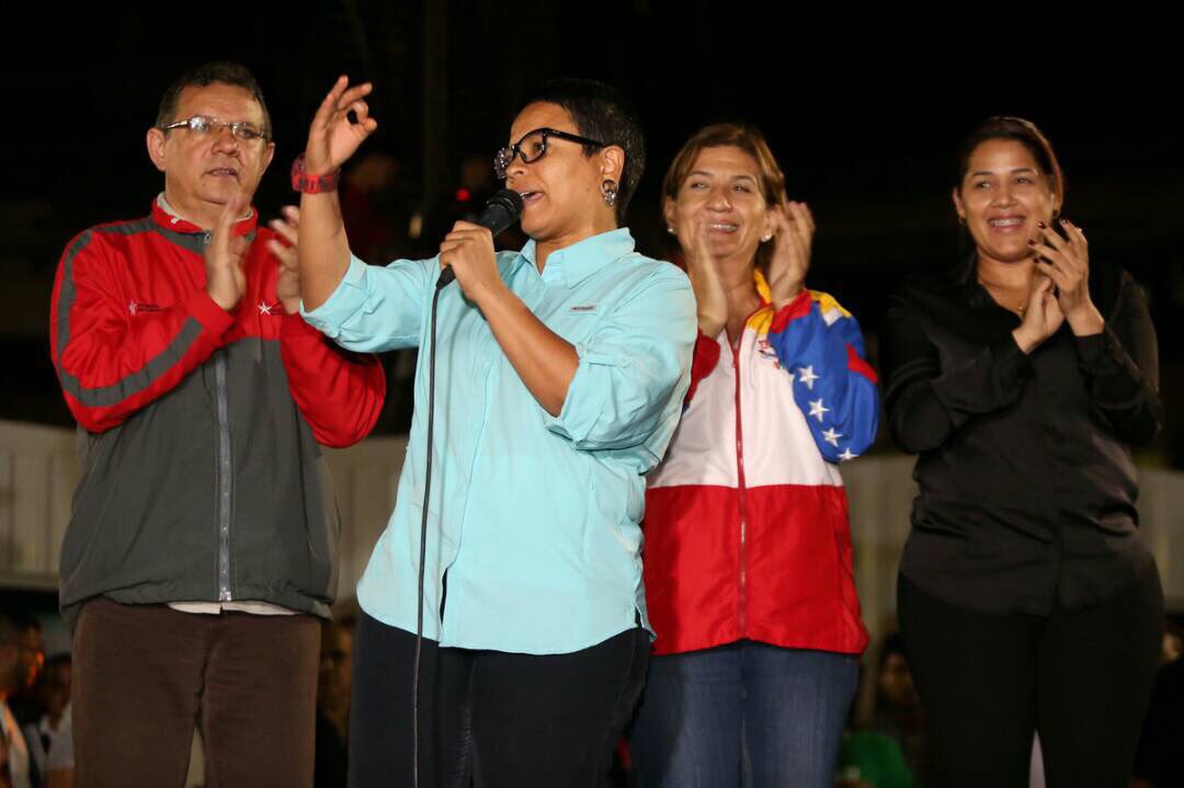 ErikaPSUV's tweet photo. El embellecimiento de Caracas para nosotros es elemental. Desde la alcaldia del Municipio Libertador pondremos todos nuestros esfuerzos en mantener a caracas como la ciudad que todas y todos queremos. Juntos podemos lograrlo y se que lo haremos! https://t.co/X24qfSQiXe