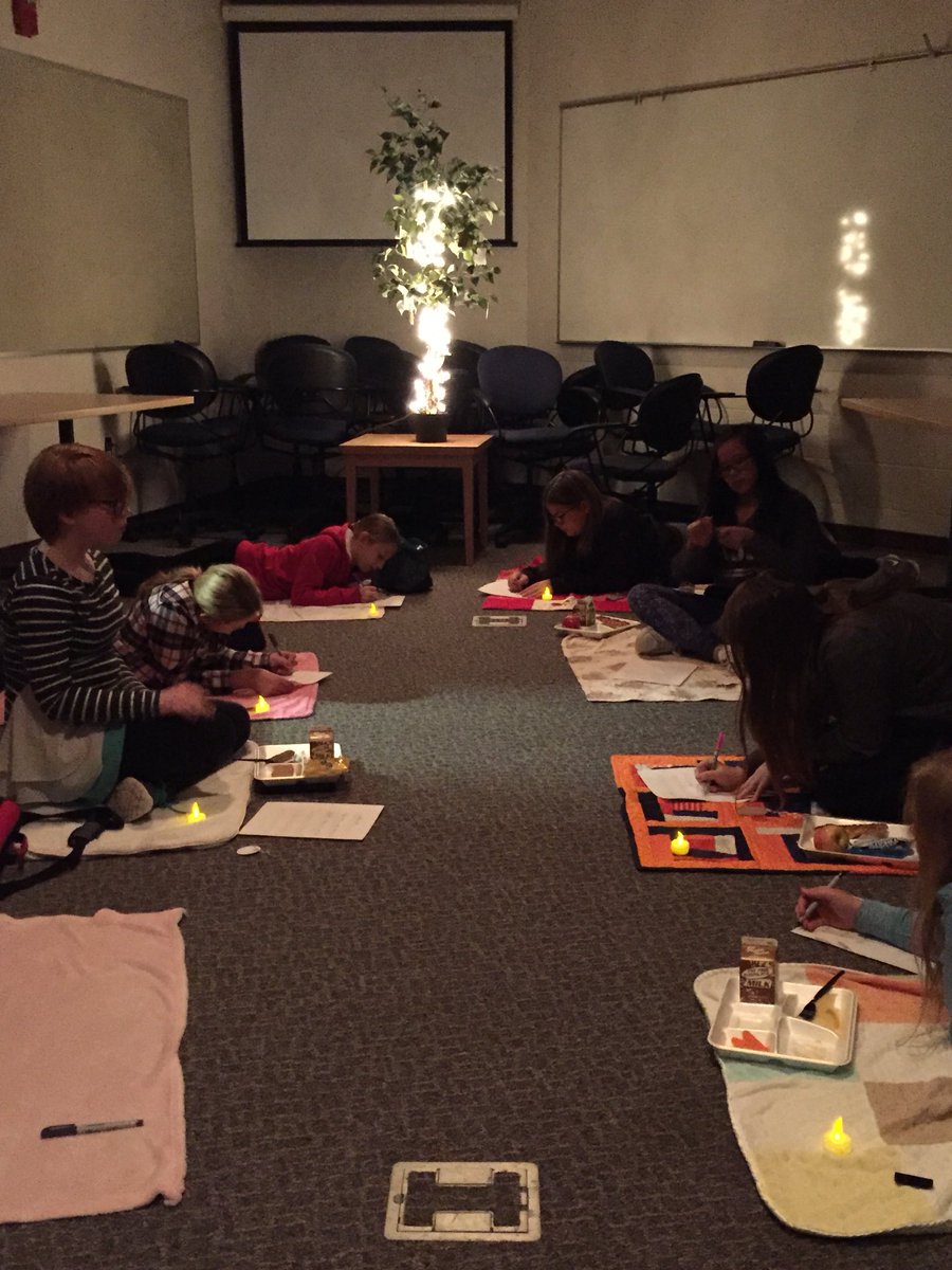 leahlocker's tweet photo. Students writing out things they are thankful for and hanging them on our thankfulness tree. @Creekside_MS #girlschatgroups https://t.co/LtUFfDPQX5