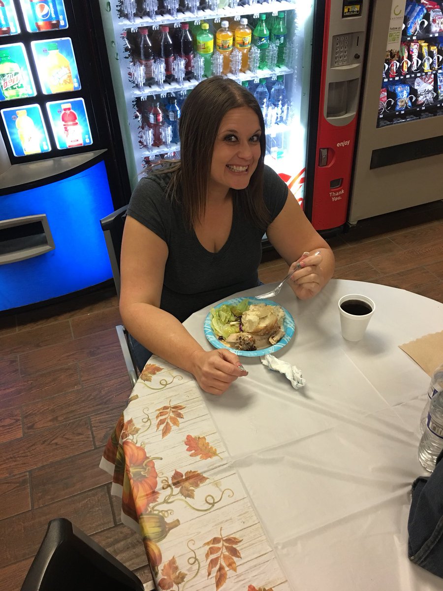Maria102915's tweet photo. Thanksgiving Dinner with our work family @PacSouth @Steven_Mousseau @MoVal0616 https://t.co/4QSUznyl4k