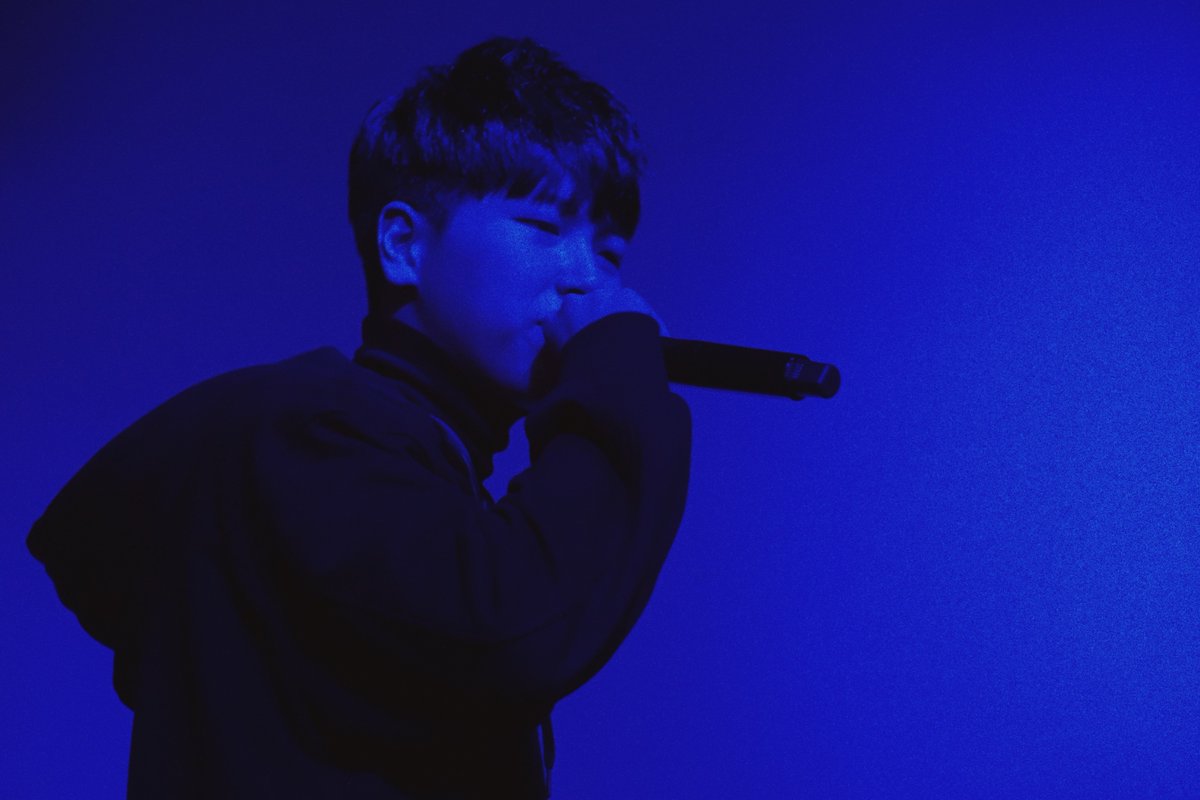 AshaMone's tweet photo. #OsshunGum performing at the  #JustMusic #WeEffectTour Los Angeles | 111817 | https://t.co/tgv1hYG28Q| https://t.co/b4lhaJ3ozA  

@JUSTMUSIC_ENT #최하민 @weskeent #khh #khiphop https://t.co/M5ZJoBSvAH