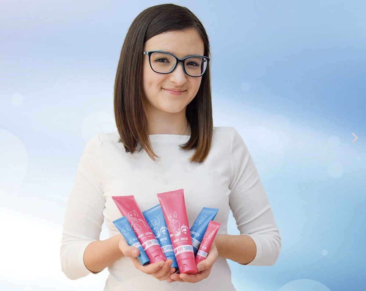 girlceos's tweet photo. Aussie Teen Entrepreneur, Izzi Dymalovski has just launched her Natural skincare range for girls, Luv Ur Skin, in the USA. 
@Luv_UrSkin
https://t.co/RQsp8OAvNu https://t.co/GM47xtkXYR