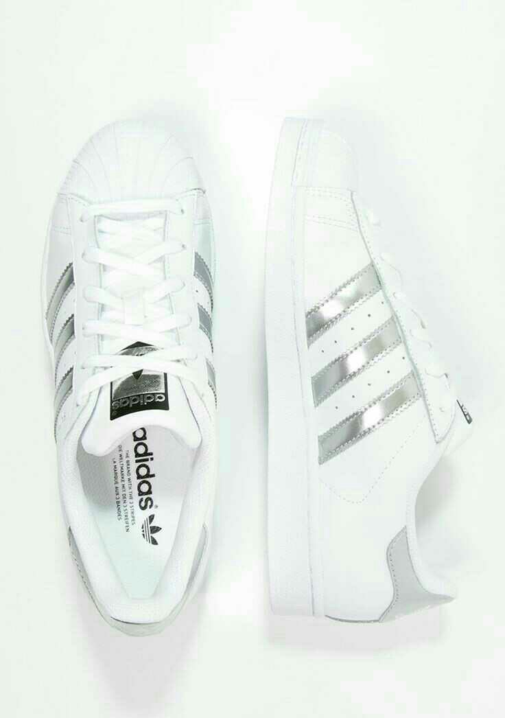 ZippsCouture's tweet photo. Adidas superstar.
since the 90's https://t.co/woUIqfg6Wk