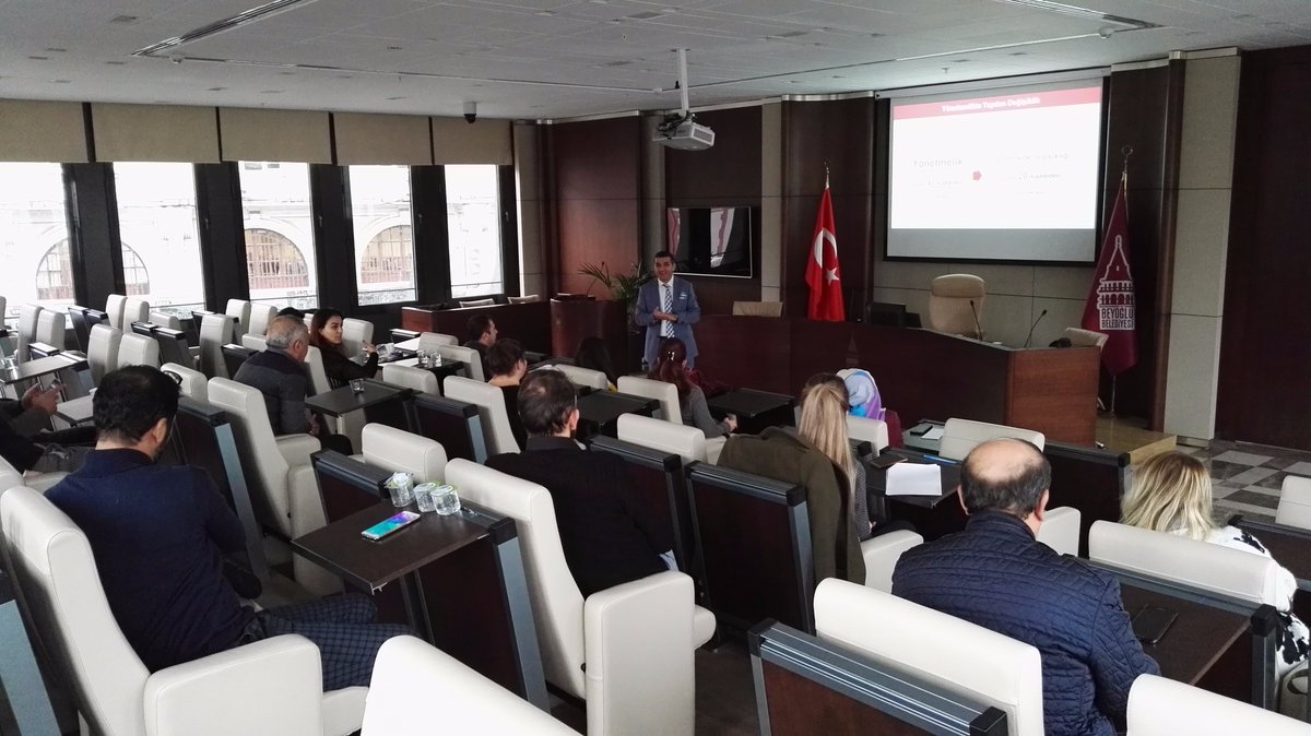 beyoglu_ik's tweet photo. İdarelerde Taşınır Kayıt ve Yönetim Sistemi Eğitimimizi gerçekleştirdik..@cakmakfatih https://t.co/5rgW3bYF1e