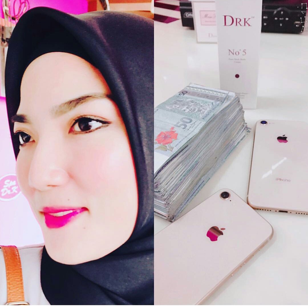 DatodrkOfficial's tweet photo. yang mana anda pilih??? kanan ker kiri???😘😘😜😜😋 https://t.co/ixG3zyCEnv