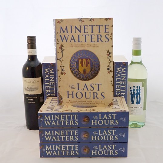 AllenAndUnwin's tweet photo. #TheLastHours by #MinetteWalters is our #BookClubInABox pick of the month, so we're giving away ten copies plus wine & snacks!β β β β β β β
β β β β β β β
You just need to tell us about your book club for your chance to win, head over to our website β¦ https://t.co/Bk0mWFgNf1 https://t.co/Zt2uQd28fk