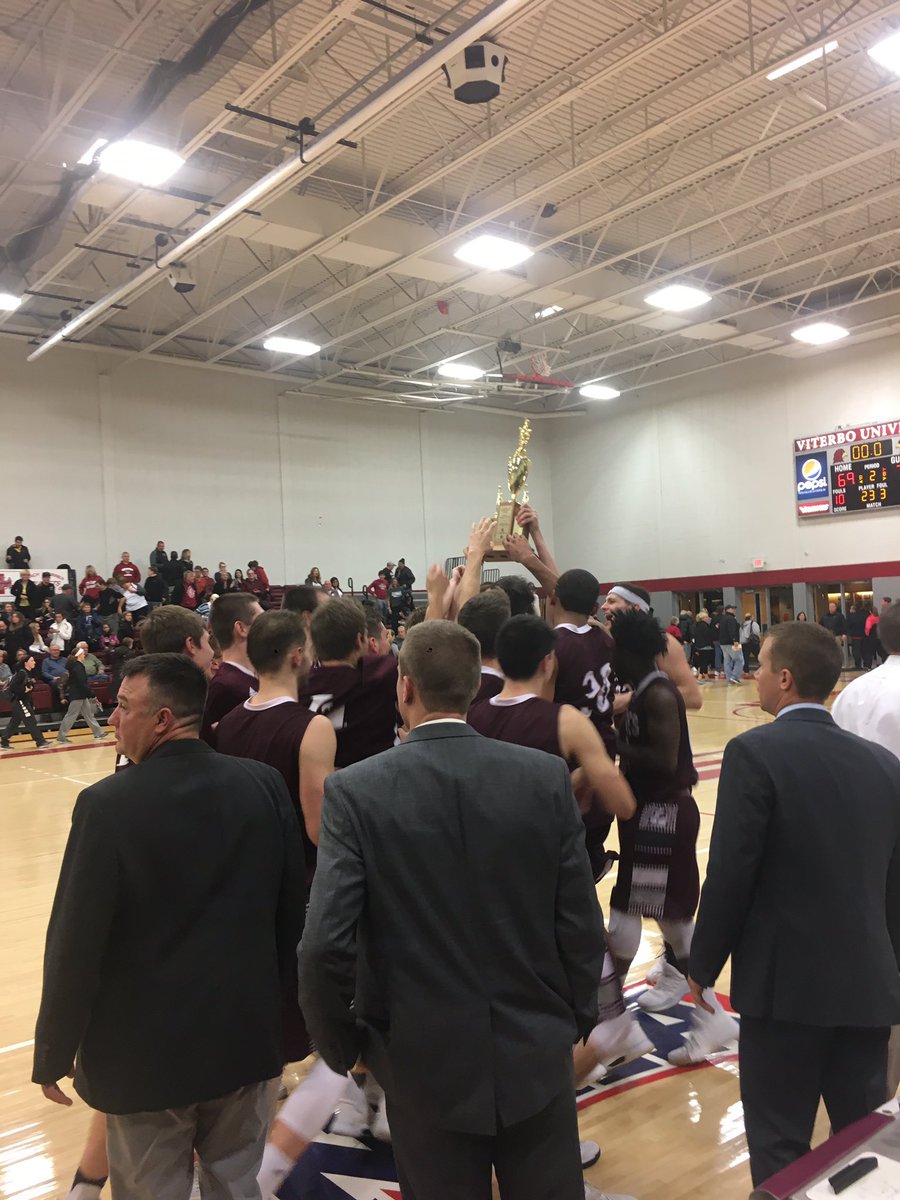 UWLEagleMBB's tweet photo. MBB: FINAL UWL 73 Viterbo 69. https://t.co/E9vnQ68xVS