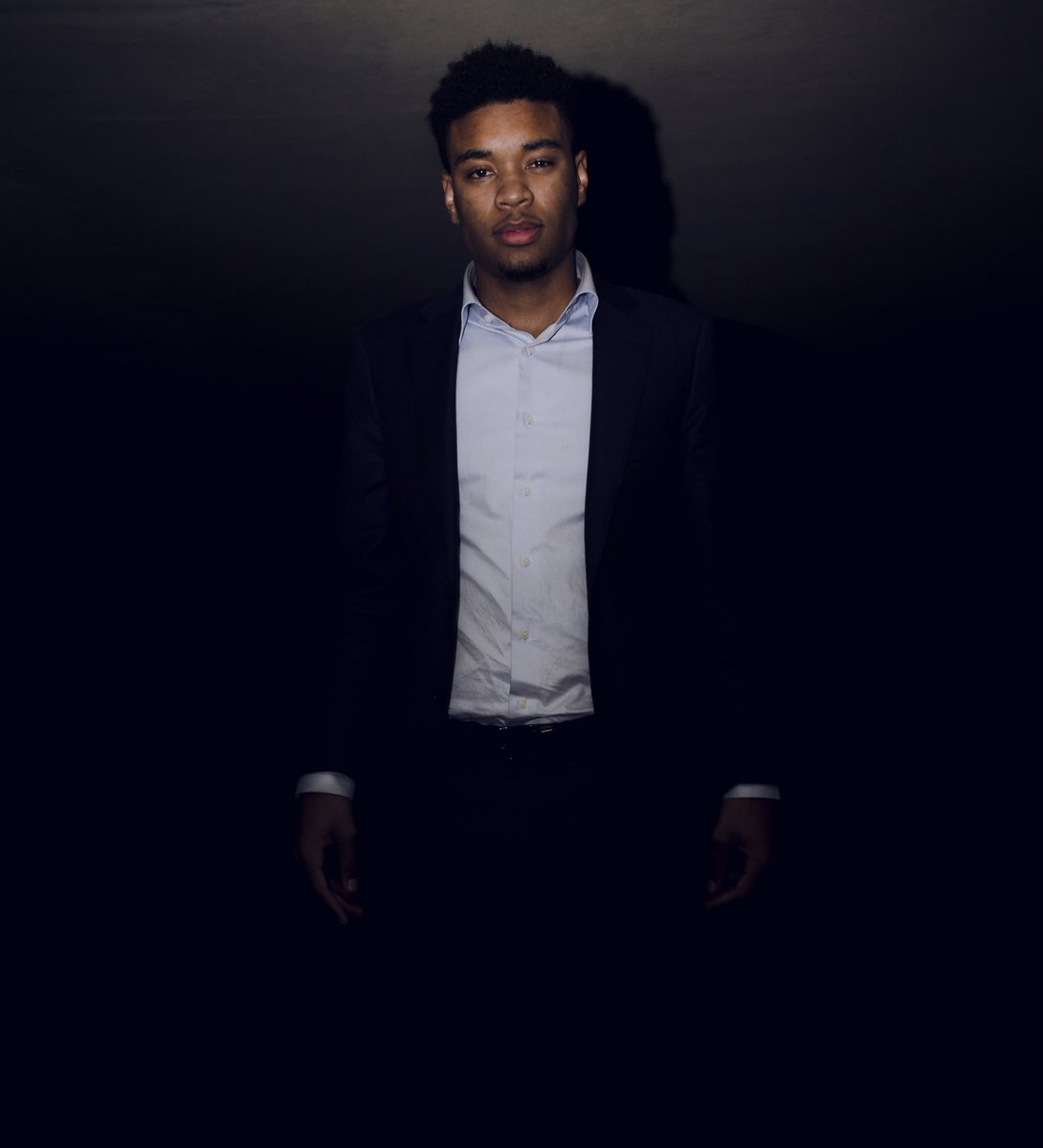 AshtonNorris_'s tweet photo. Get at me for your portraits📲 https://t.co/O7hM0qcpGm