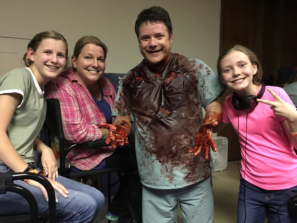 SeanAstin's tweet photo. I always love "Bring Your Family to Work" Day. My wife, Christine and our two youngest daughters Elizabeth and Bella had a swell time. #StrangerThings #bobnewbysuperhero https://t.co/kGAxSgQErg