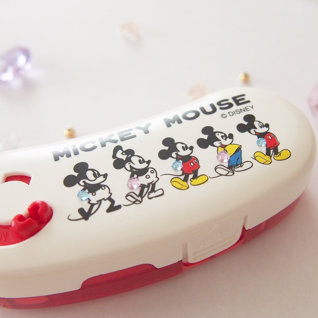 プラス Plus Stationery Ar Twitter テープのり ノリノポッド に数量限定ディズニーコレクション第5弾 今回は付属品としてデコレーション用の ラインストーン がついてます 写真はデコレーション例 自分好みにアレンジしてみてください T Co