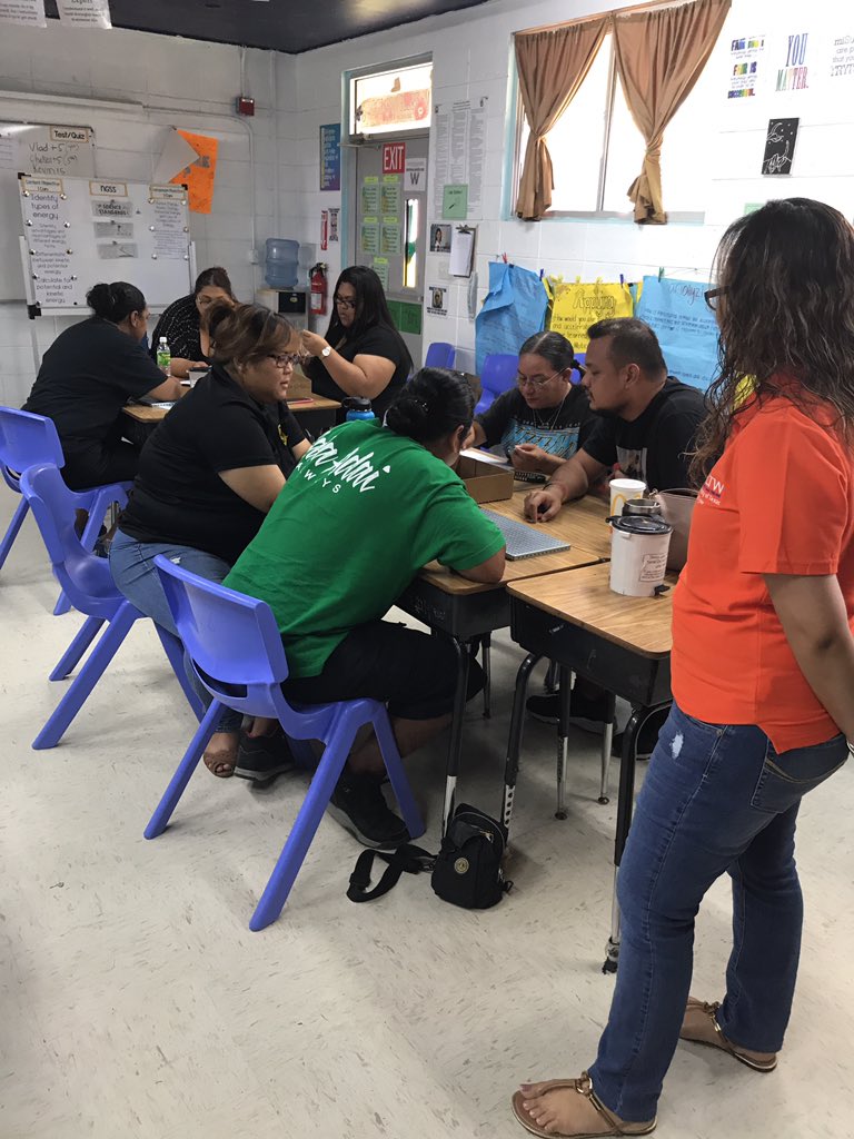 JamesSablan2's tweet photo. Introducing AR to PSS teachers https://t.co/pdN7UGOKED