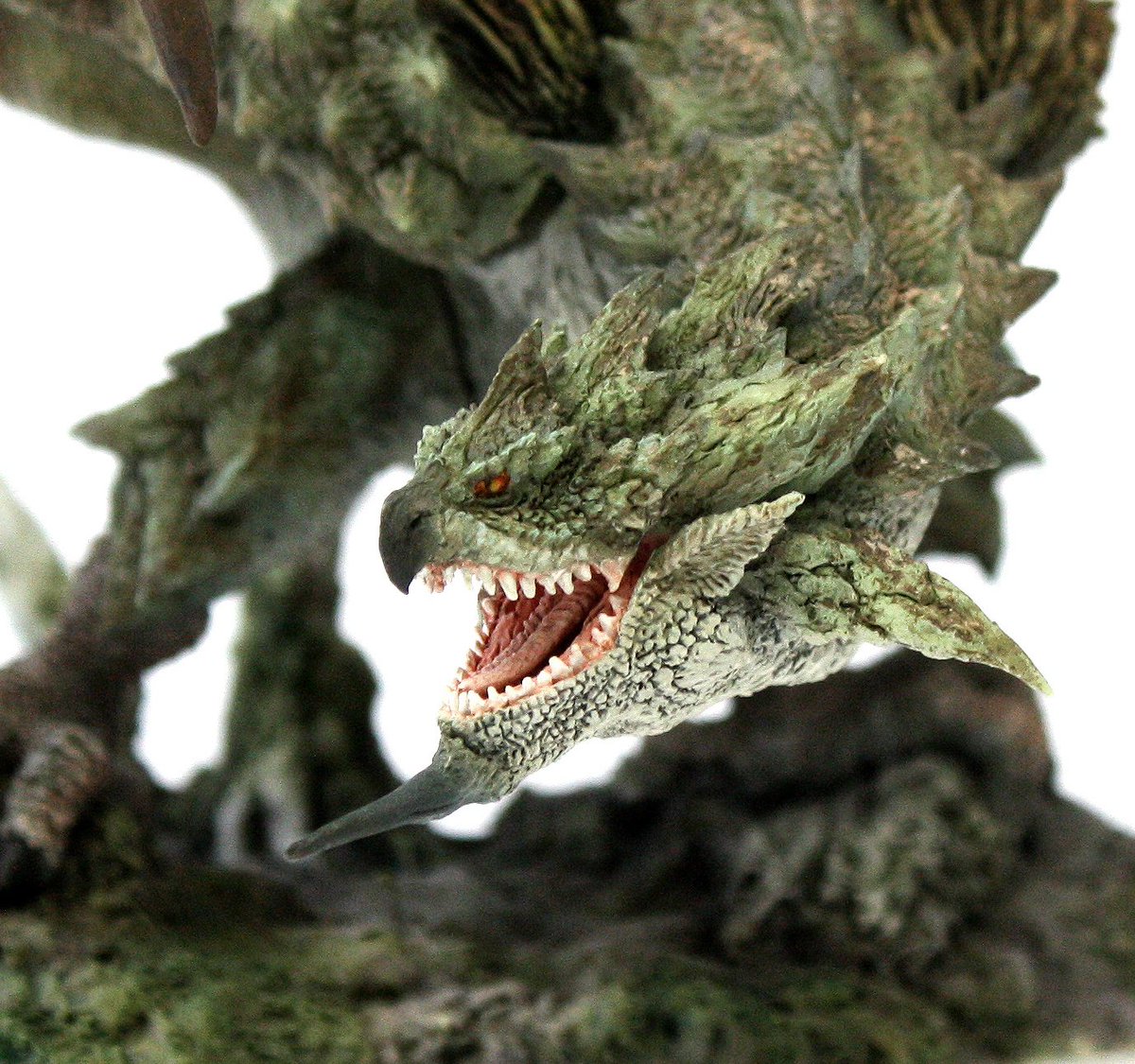 hobbylink's tweet photo. Female Fire Wyvern #Rathian gets a #FigureBuilder #CreatorsModel from #Capcom this coming March! #MonsterHunter https://t.co/eGNd57cv2x https://t.co/dKrkqsapIj
