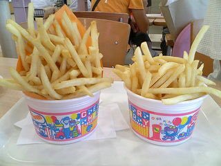 ゆっ あぁ 昔ヨーカドーのポッポで食べてたアイシーとポテト ちょっと炭酸効いてるいちご味とライム味のフローズンドリンクぅぅう パッケージ今思えば可愛いな くぅ いつのまにかヨーカドーから姿を消したアイシー ゆっ あぁ 昔ヨーカドーのポッポで食べてたアイシーとポテト ちょっと炭酸効いてるいちご味とライム味のフローズンドリンクぅぅう パッケージ今思えば可愛いな くぅ いつのまにかヨーカドーから姿を消したアイシー