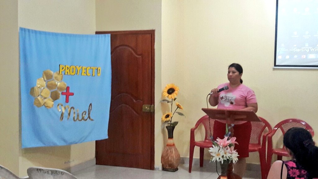Pasvinueza1's tweet photo. Distrito 30 de julio participando activamente del #ProectoMasMielUE @adventistasEC @AdventistasMEN @emersonnfreitas @prgiovanny @sylvia_polo https://t.co/i5iGVOTuq2