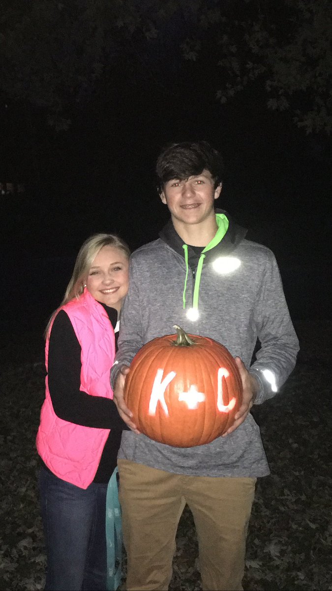 Kaylabailey02 tweet picture