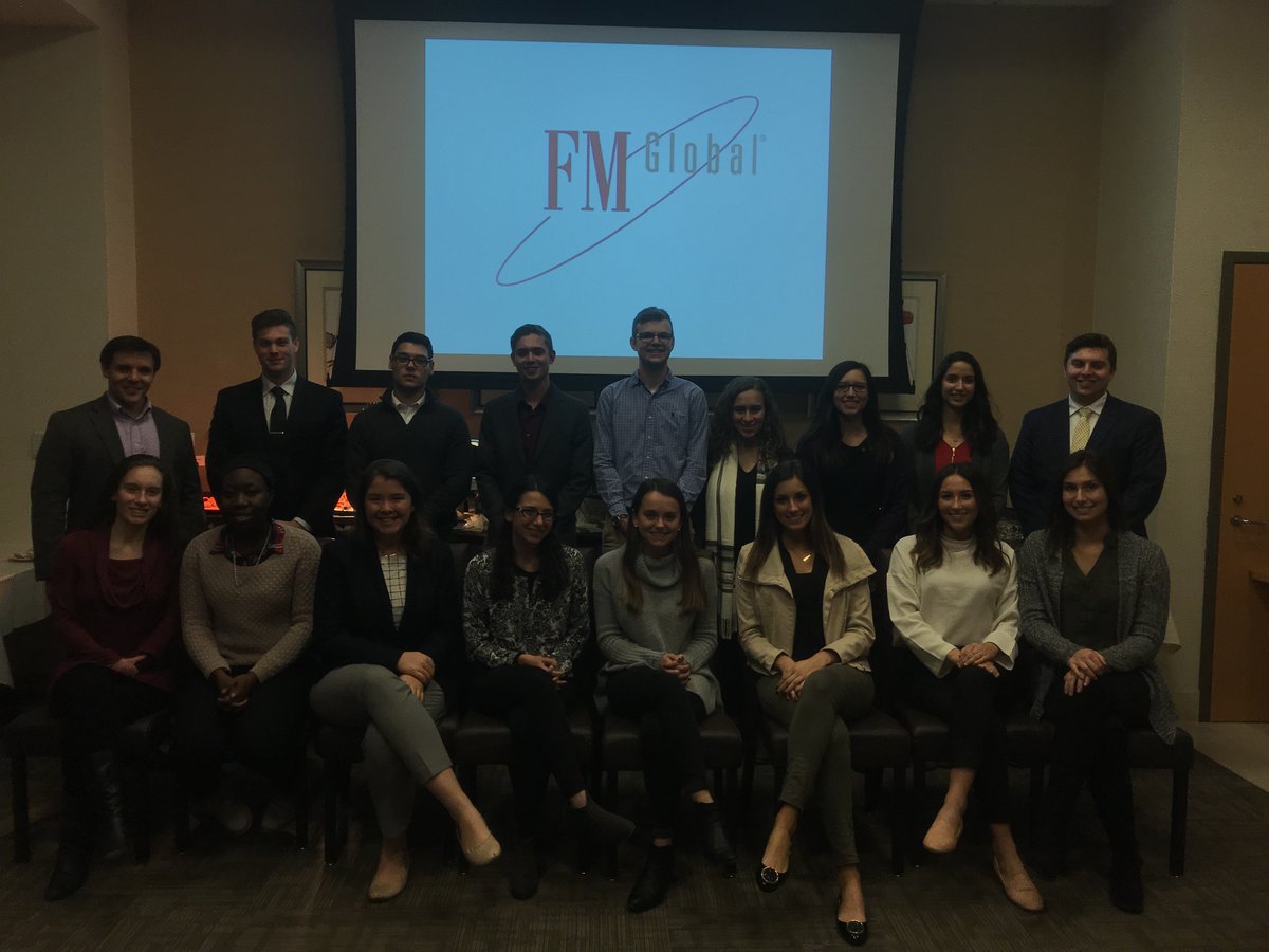 taylorstickles1's tweet photo. Visited the FM Global Corporate Office with @URIPRSSA to meet two URI alum who currently work there and get a private tour of the building https://t.co/9g2B2SAQYA