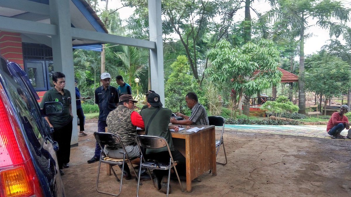 Kunjungan tim Adipura hari ini selasa 21/11/2017 semoga #purworejo memperoleh nilai maksimal
@dlhkjateng1 @UmpegLhk @humaspwr <a href="/klh_pwrj/">Dinas LH Purworejo</a> @KementerianLHK