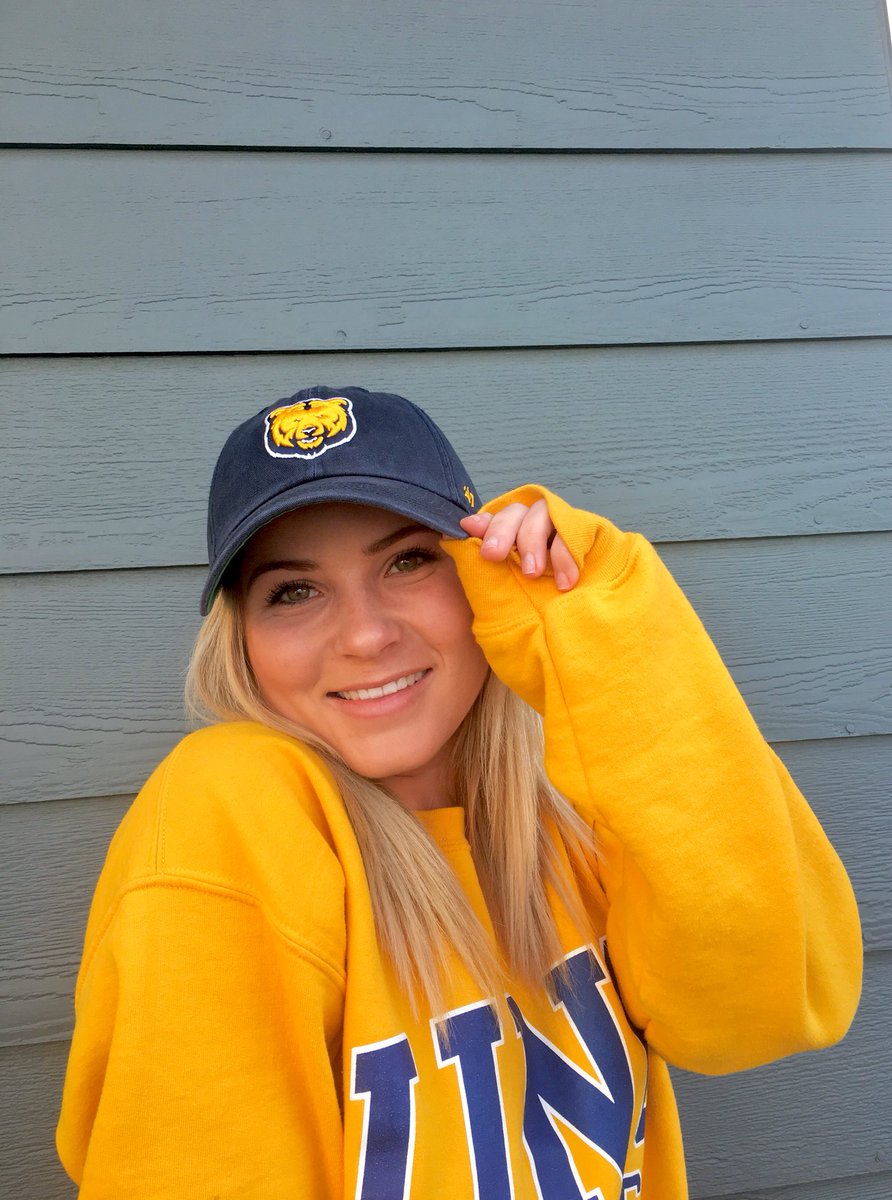 KSimonsgaard's tweet image. super happy to announce that I’ve committed to play D1 softball at the University of Northern Colorado! Go Bears! 💙🐻💛
