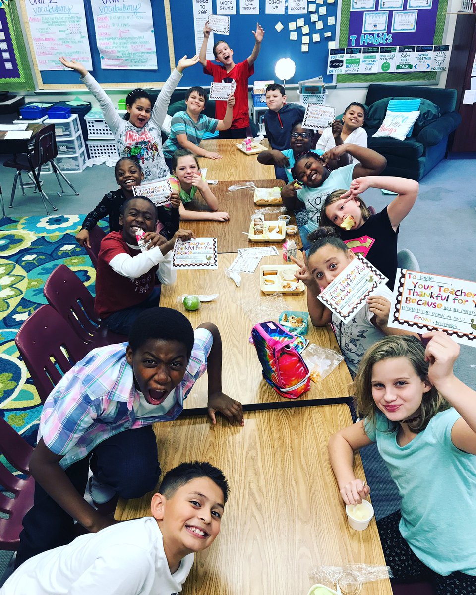 TeamDarroughDRE's tweet photo. Thankful for these hooligans! #thanksgivinglunch https://t.co/zHFANIZCQ9
