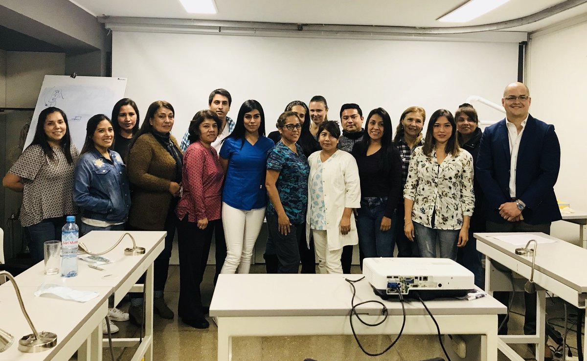 salvadientes's tweet photo. Muy agradecido con todos los participantes del Primer Workshop de remoción químico-mecánica de lesiones de caries #Brix3000 https://t.co/4OUSCUUGPW