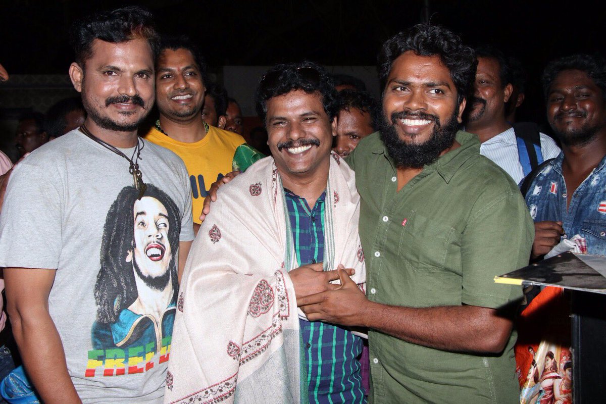 JournoJRaman's tweet photo. Director @beemji says an Action & Cut For #பற #Para movie
Directed by #Keeraa
Produced by #VarnalayaCineCreations
#FavincePaul & #RishiGanesh @Poet_UmaDevi #Snehan @editorsabu @GopiCinePRO https://t.co/lbbX2VjalR