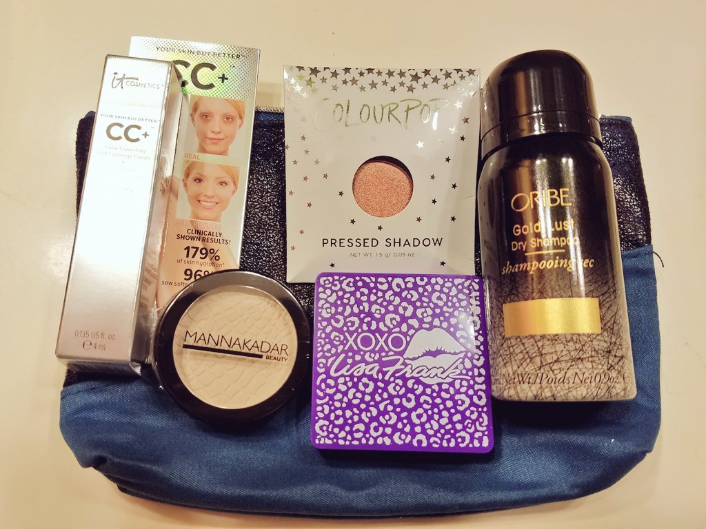MyDodaDesigns's tweet photo. Finally got my #ipsy bag!  Took a while, but i love it! 😍💖

#ipsybag #makeup #ilovemakeup #itcosmetics #makeupislove #fromthemitten #makemeup #loveit https://t.co/Ln77h70RAk
