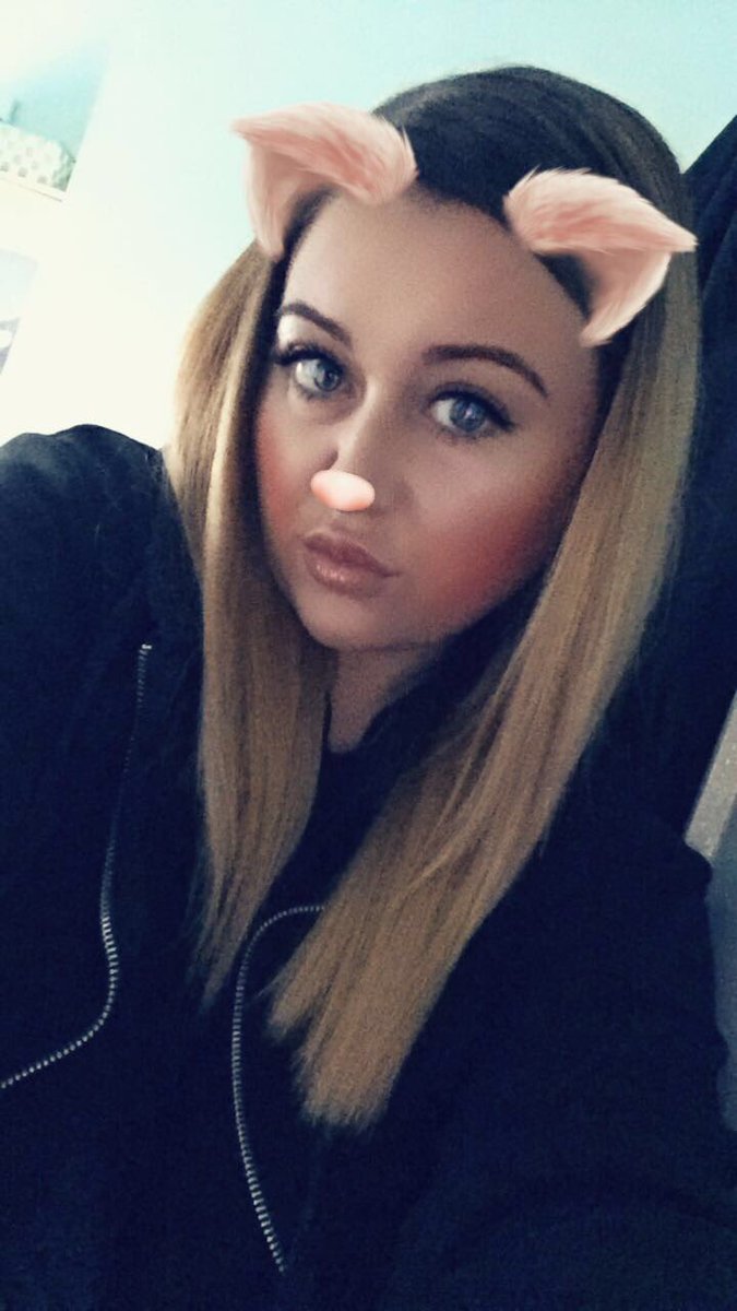 Anna01668106's tweet photo. 🤳🏽 https://t.co/dQkwZ3foSz